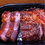 筑紫樓 銀座三越店 - 吊るし焼き豚。
                                