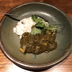 ろっかん - サグとパニールのカレー