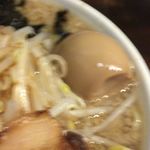 らーめん潤 - クーポンでトッピングした味玉