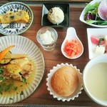 ダイニング フタリヤ - フタリヤランチ(豚バラ肉シードル煮込み)