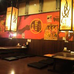 福山駅前酒場　情熱ホルモン - 店内 座敷 (2011.11.17)