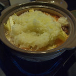 駱駝倶楽部 - 霙鍋　冬場だけの特別な大根を使って作ります