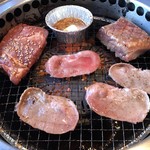 Yakiniku Kingu - 