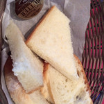 マッセリア - 食パンとフランスパン