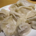 東門餃子館 - 豚肉入り水餃子