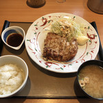 Yayoi Ken - 鶏もも一枚揚げ定食(にんにく醤油)♪