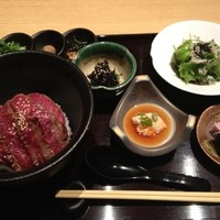 御曹司 松六家 - 極上黒毛和牛ひつまぶし1200円