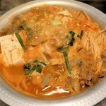 冷麺館 - ホルモンミックス鍋