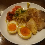 陽香屋 - おつまみ三点盛り 590円