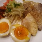 陽香屋 - 味玉、チャーシュー、チャンジャ