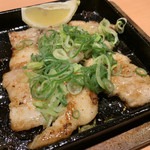 魚民 境港店 - 厚切りカルビの塩麹焼