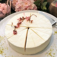 フレンチ キッチン - 桜クレームダンジュ