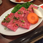 春香苑 - カルビ 1,080円