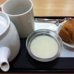 アジアンティー 一茶 - 杏仁豆腐とマーラーカオのセット