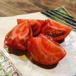 ナガタ店 - フレッシュトマトのお通しサラダ