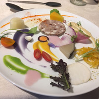 アミチェ 心斎橋本店 - ・色彩豊かな前菜