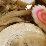 居酒屋 手塚 - 醤油ラーメンのアップ