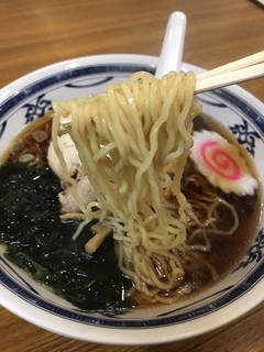 Izakaya Teduka - 醤油ラーメンの麺