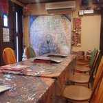 モダカ - 異国情緒溢れる店内