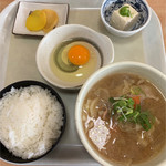 道の駅 朝霧高原 - 朝なのにこのボリューム！