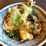 郷屋敷 - 山菜の天婦羅ぶっかけうどん（冷）