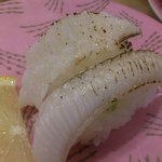 回転寿し トリトン - 炙りエンガワ