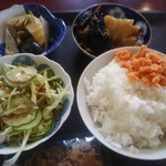 サンシャインホテル - 朝食バイキング おかず、ご飯