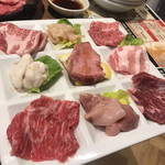 炭火焼肉 スギモト 名古屋うまいもん通り 広小路口店 - 