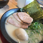 長浜豚骨ラーメン 一番軒 - 贅沢長浜白豚骨ラーメン