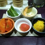 ばぁる・ひらら - 野菜中心の本日のお通し