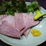 ばぁる・ひらら - 骨付きモモハム