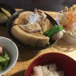 きぃちゃん食堂 - オカズのアップ