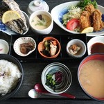 道の駅 みつ シーサイドレストラン 魚菜屋 - 