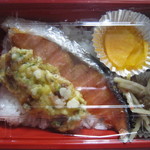ほか弁 日本亭 - 料理写真:しゃけ弁当