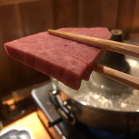 東京肉しゃぶ家 - この分厚いシャトーブリアンをしゃぶしゃぶ。。。