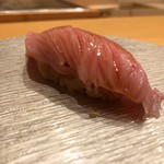 鮨 真菜 - カマトロ