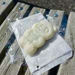 分水堂菓子舗 - ［2019/02］パンダ焼き・弥彦むすめ餡(150円)