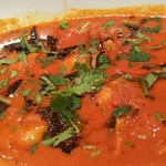 グルガオン - ゴア･シーフードカレーは、白身魚とプリプリの海老が入った、スパイスの香るカレーです。
