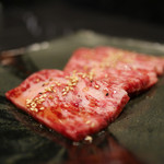 焼肉 拍手喝采 - 九州和牛 A4雌牛特選極上ロース☆