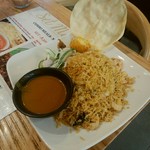 Teh Tarik Time - スペシャル・プローン・ビリヤニ、炊き込みご飯風にエビが入っています、シンガポールではエビをPrawn（プローン）と呼びます。