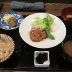 やさい料理 つむぎや - ○大豆の唐揚げ・玄米ご飯他