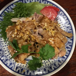 大衆中遊華食堂 八戒 - 蒸し鶏(ホロホロ鳥と普通の鳥)