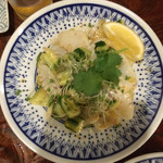 大衆中遊華食堂 八戒 - 烏賊とセロリと胡瓜の山椒和え