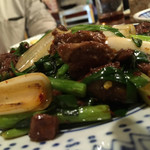 大衆中遊華食堂 八戒 - ホロホロ鳥のレバニラ