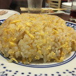 大衆中遊華食堂 八戒 - ホロホロ鳥の脂で炒めた炒飯