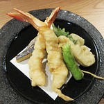 蕎麦雪屋 - 「そば粉で揚げた天ぷら」。。。フリットみたいな見た目。