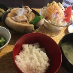 きぃちゃん食堂 - 豚の角煮800円のご飯100g