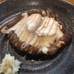 Miyuki - 肉厚の能登しいたけを軽く炙って。食感と香りが素晴らしい