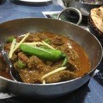 カラチの空 - マトンアチャリ