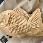 Nihonichi Taiyaki - 黒あん１７０円